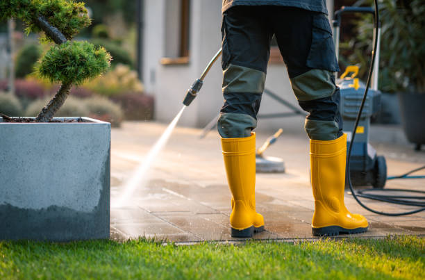 Best Sidewalk Pressure Washing  in Spooner, WI